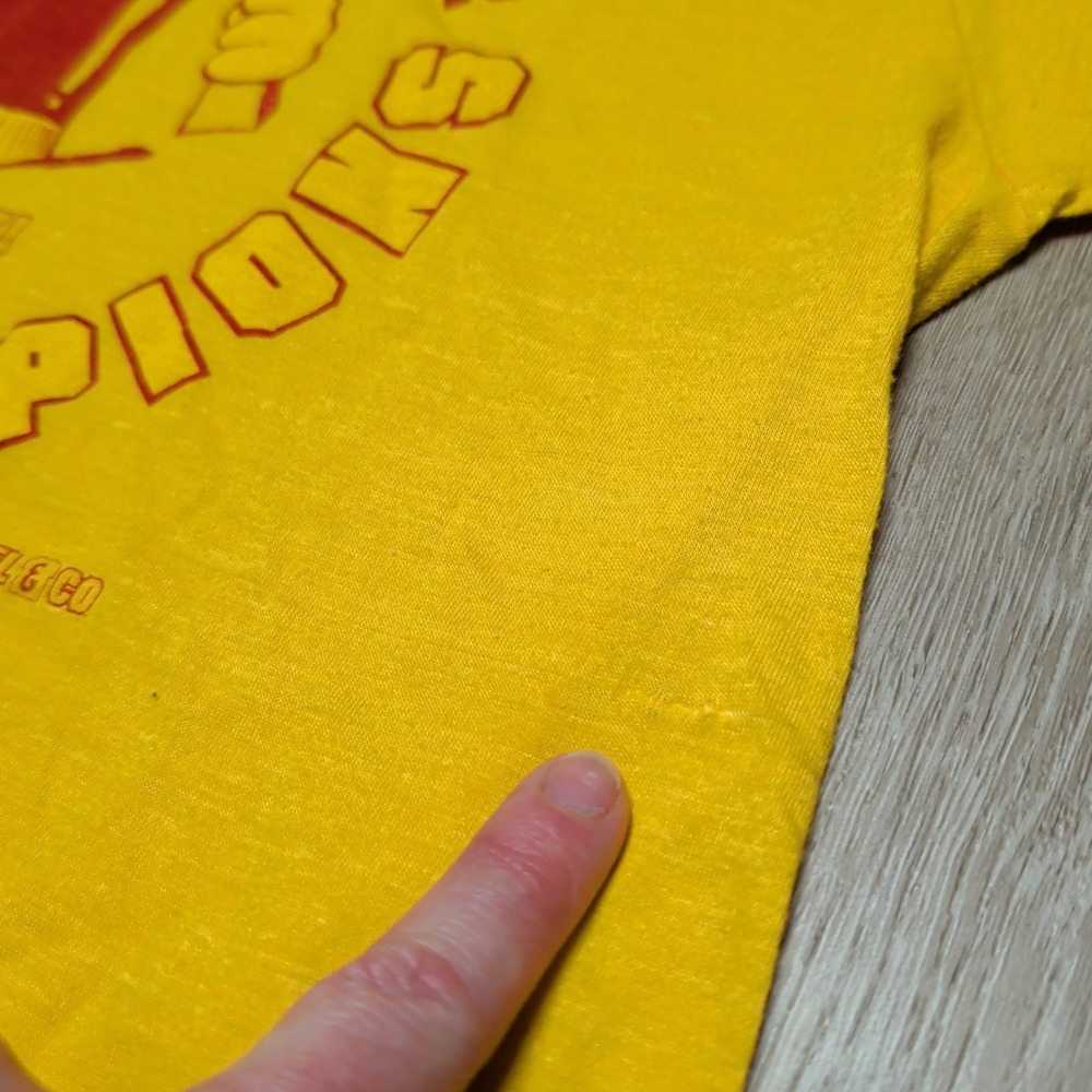 Vintage 1982 Skins World Champions Yellow T-Shirt Youth M Single Stitch Redskins - Picture 3 of 6